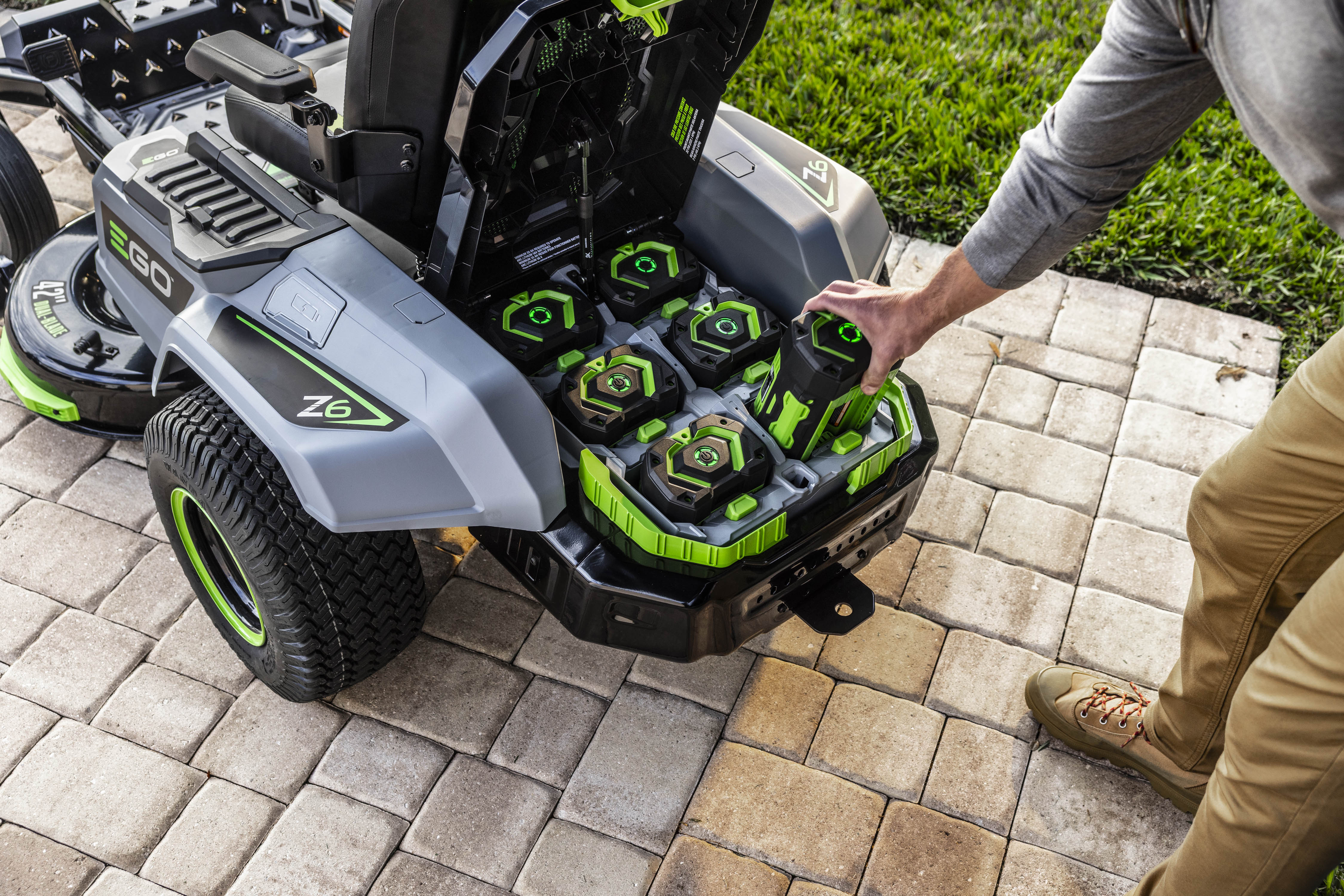 229_ES_Battery_120925_0954